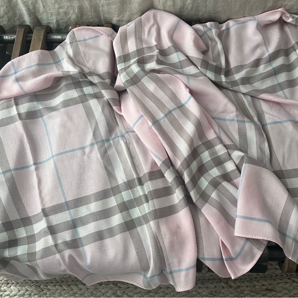 Burberry Pink and Gray Check Scarf - Picture 4 of 4